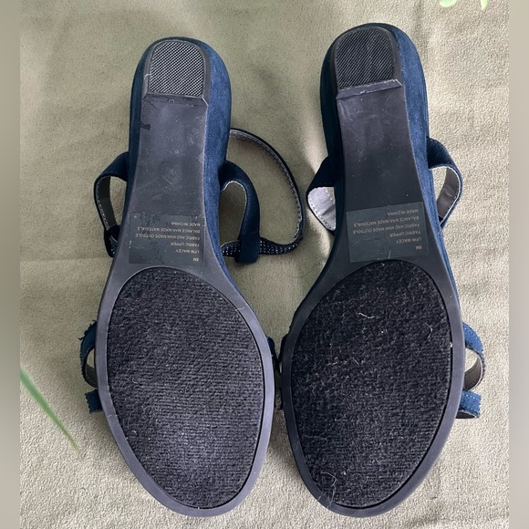 SOLD!  (cross listed) - Picture 4 of 7